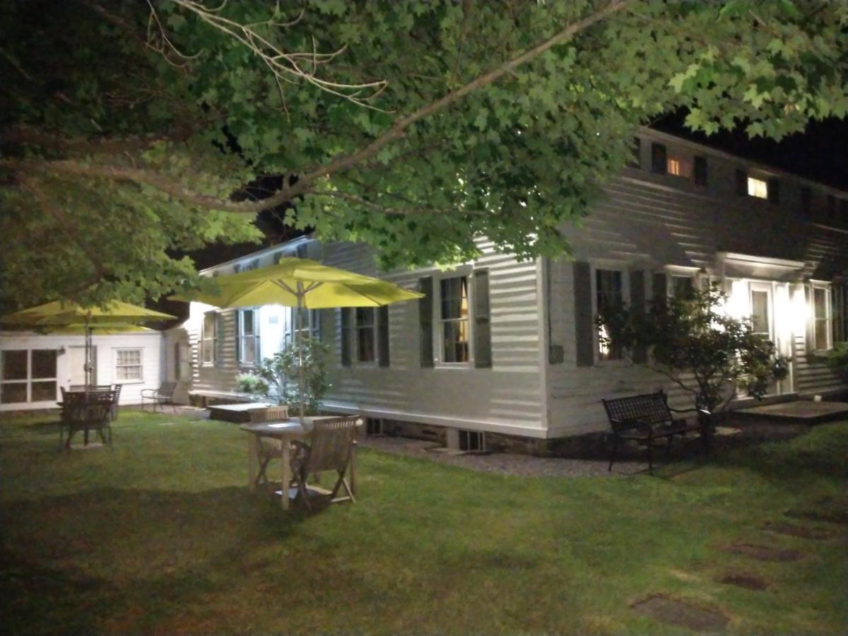 1805 House Bed & Breakfast Hollowville Exterior photo