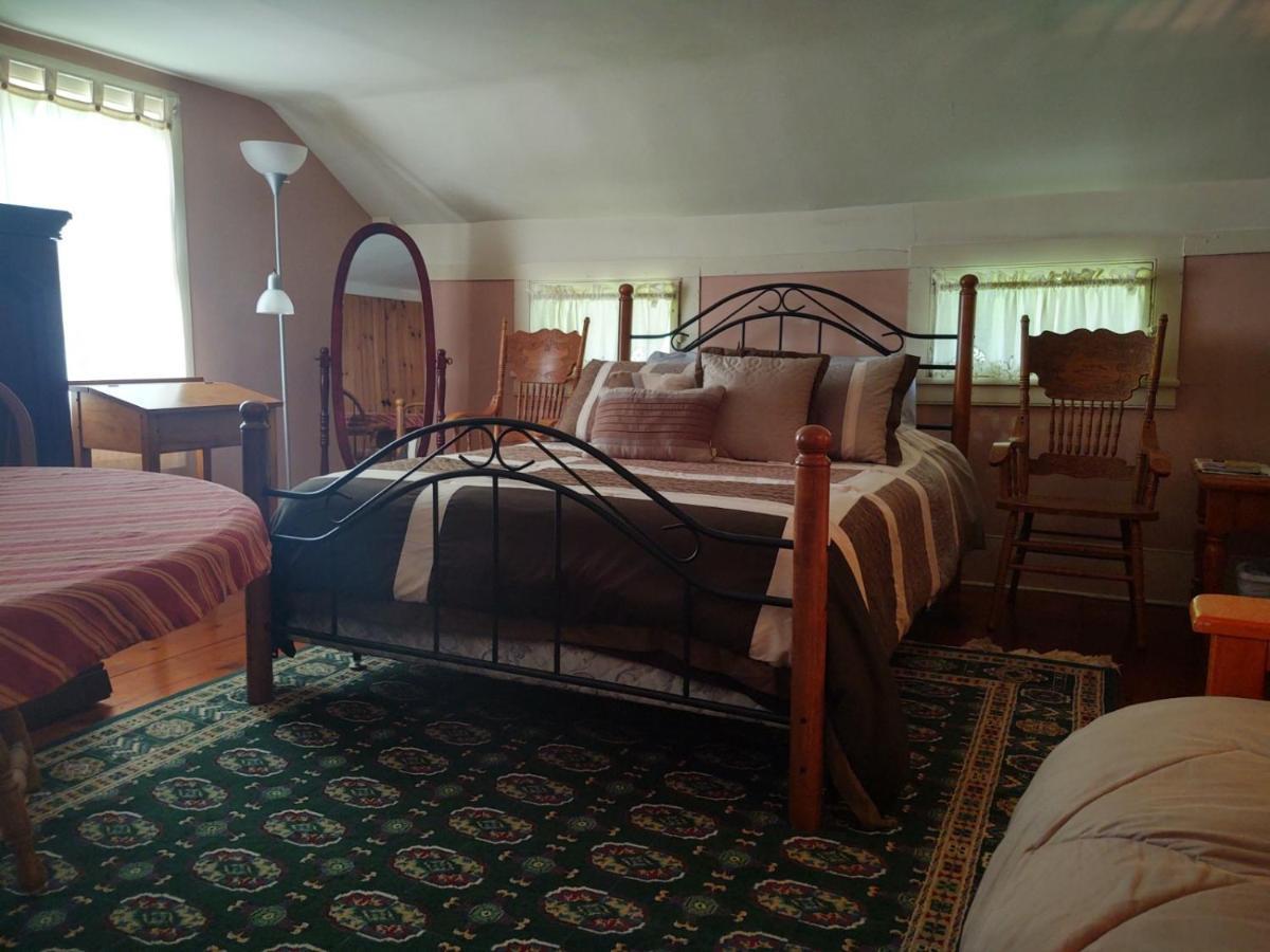 1805 House Bed & Breakfast Hollowville Exterior photo